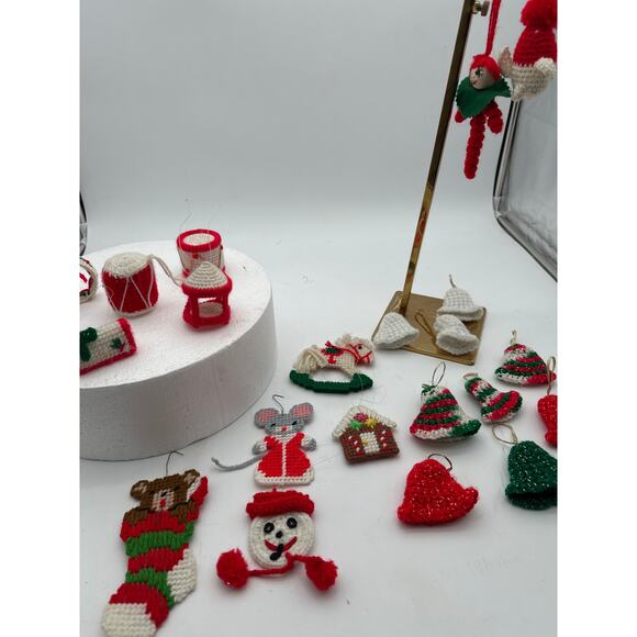Vintage ornament lot homemade handmade grandma crochet hand knitted 70's 80's - Picture 2 of 16